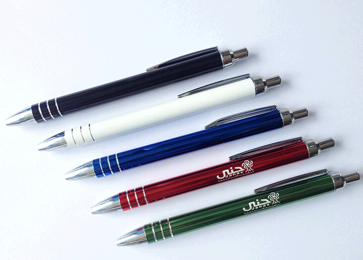 Wholesale good quality cheap with three circle plastic ballpoint pen