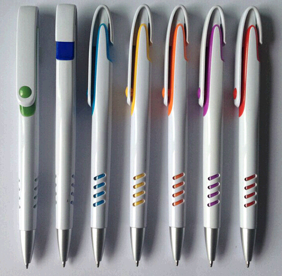 Wholesale promotional cheap white color plastic pen