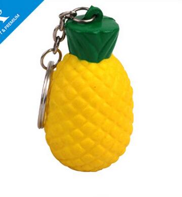 Wholesale pineapple shape pu stress ball keychain