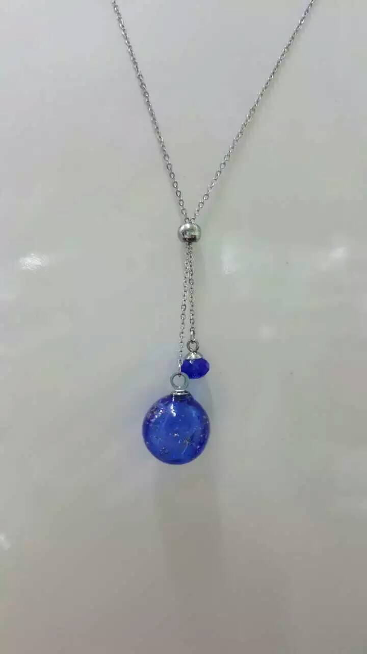 Wholesale blue color bottle essencial oil diffuser necklace