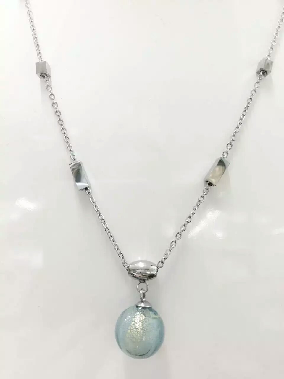 Wholesale blue color essencial oil bottle necklace