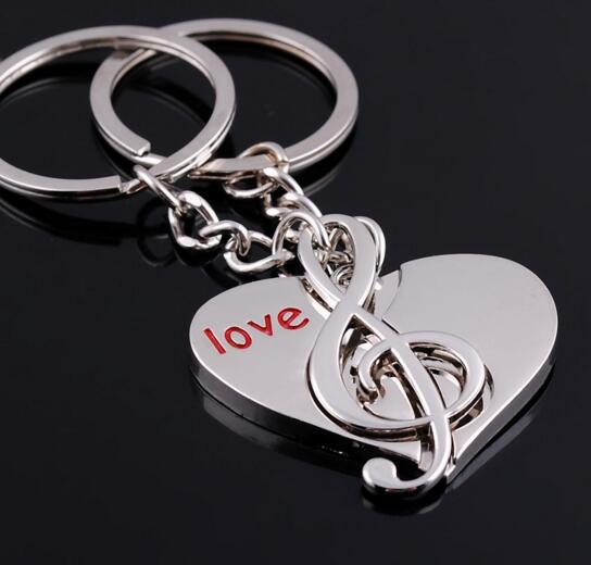 Good quality musical note and heart shape metal keychain